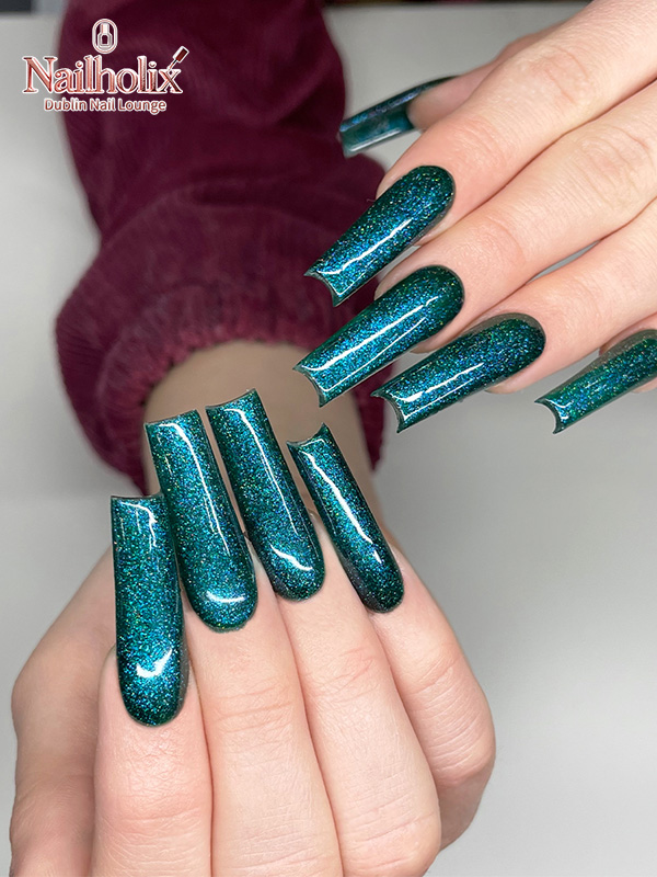 Nailholix